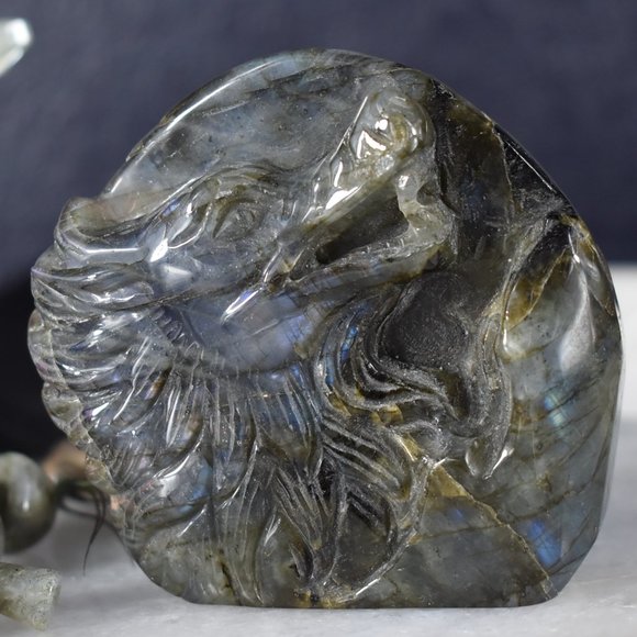 Flash Labradorite Dragon Head